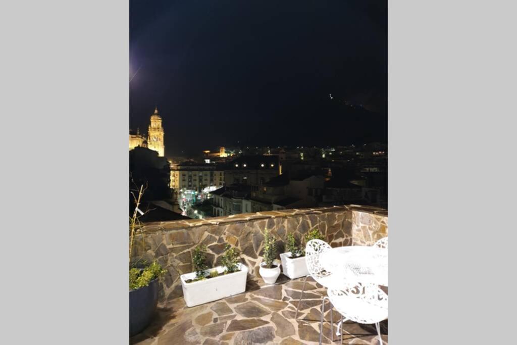 Atico Singular En El Centro Historico. Apartment Jaén Екстериор снимка