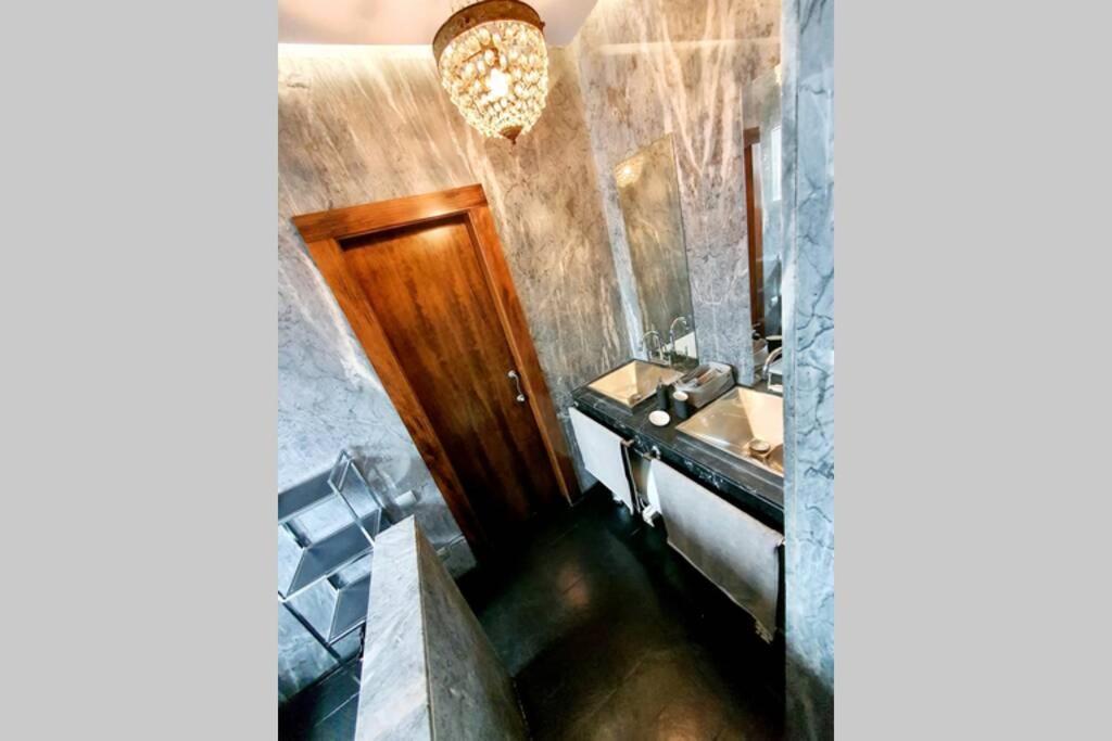 Atico Singular En El Centro Historico. Apartment Jaén Екстериор снимка